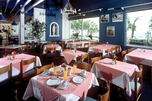 Rhodos Beach Hotel 餐厅 照片